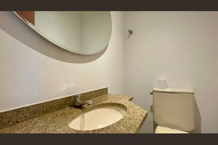 Apartamento à venda com 265m², 4 quartos e 3 vagas Apartamento à venda com 265m², 4 quartos e 3 vagasLavabo