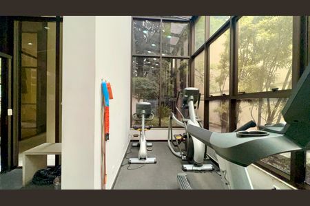Apartamento à venda com 265m², 4 quartos e 3 vagas Apartamento à venda com 265m², 4 quartos e 3 vagasAcademia
