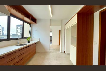 Apartamento à venda com 265m², 4 quartos e 3 vagas Apartamento à venda com 265m², 4 quartos e 3 vagasCozinha