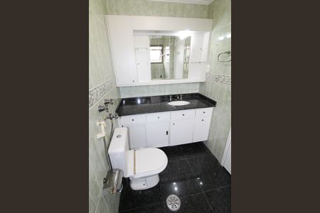 Apartamento para alugar com 120m², 4 quartos e 2 vagasBanheiro da Suíte