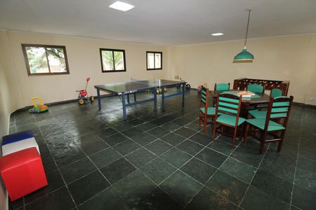 Apartamento para alugar com 120m², 4 quartos e 2 vagasÁrea comum - Sala de Jogos
