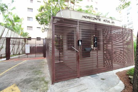 Apartamento para alugar com 120m², 4 quartos e 2 vagasPortaria