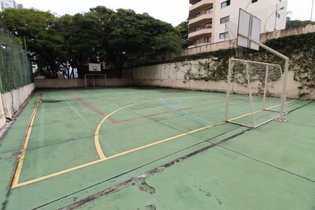 Apartamento para alugar com 120m², 4 quartos e 2 vagasÁrea comum - Quadra Esportiva