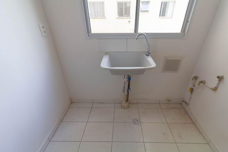 Apartamento para alugar com 44m², 2 quartos e sem vaga Apartamento para alugar com 44m², 2 quartos e sem vagaCozinha e Área de Serviço