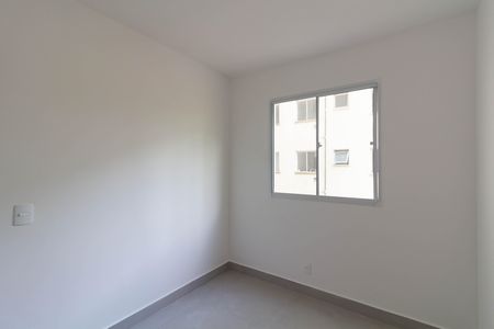 Quarto 1 de apartamento para alugar com 2 quartos, 44m² em Jardim Helian, São Paulo