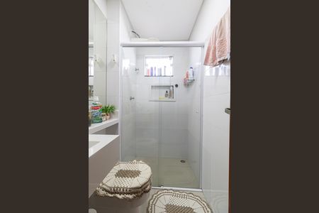 Banheiro de apartamento à venda com 2 quartos, 50m² em Vila Ré, São Paulo