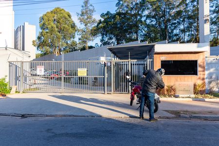 Apartamento para alugar com 41m², 2 quartos e 1 vaga Apartamento para alugar com 41m², 2 quartos e 1 vagaFachada