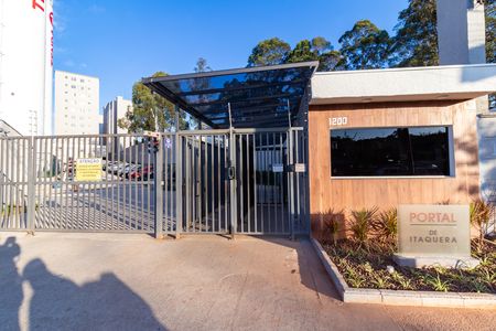Apartamento para alugar com 41m², 2 quartos e 1 vaga Apartamento para alugar com 41m², 2 quartos e 1 vagaFachada