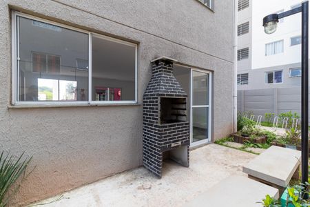 Apartamento para alugar com 41m², 2 quartos e 1 vaga Apartamento para alugar com 41m², 2 quartos e 1 vagaÁrea comum - Churrasqueira