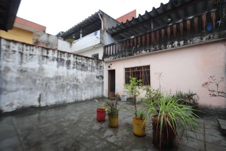 Casa para alugar com 90m², 3 quartos e 3 vagasQuintal