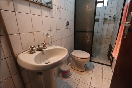 Casa para alugar com 90m², 3 quartos e 3 vagasBanheiro