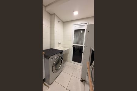 Apartamento à venda com 79m², 3 quartos e 1 vagaÁrea de Serviço