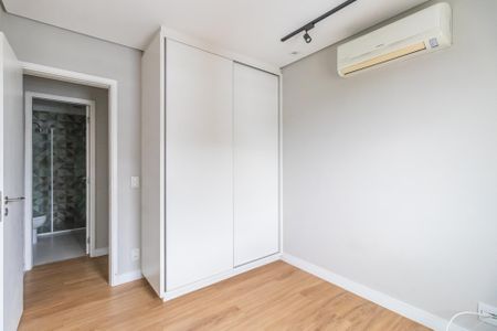Apartamento à venda com 150m², 3 quartos e 3 vagas Apartamento à venda com 150m², 3 quartos e 3 vagasSuíte 1