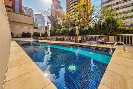 Apartamento para alugar com 150m², 2 quartos e 3 vagas