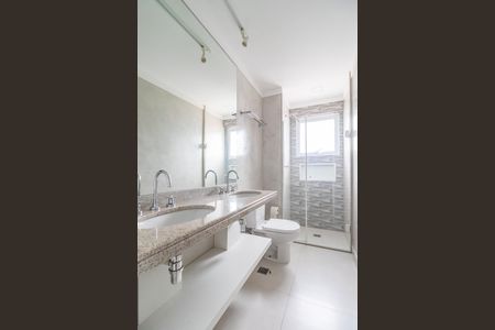 Apartamento para alugar com 150m², 2 quartos e 3 vagas