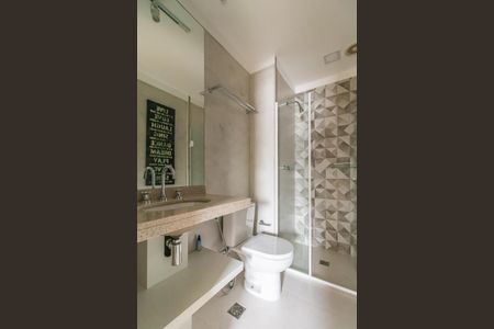Apartamento à venda com 150m², 3 quartos e 3 vagas Apartamento à venda com 150m², 3 quartos e 3 vagasBanheiro da Suíte 1