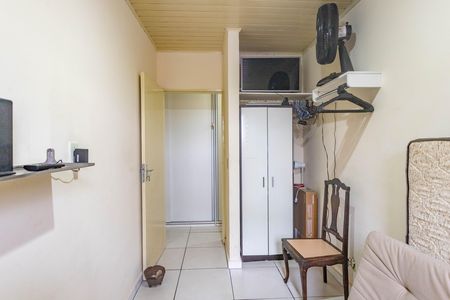Casa à venda com 262m², 3 quartos e 5 vagas Casa à venda com 262m², 3 quartos e 5 vagasQuarto 2