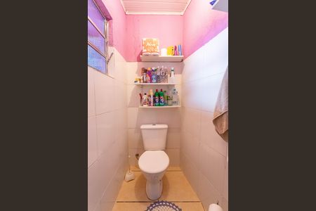Casa à venda com 262m², 3 quartos e 5 vagas Casa à venda com 262m², 3 quartos e 5 vagasBanheiro de serviço