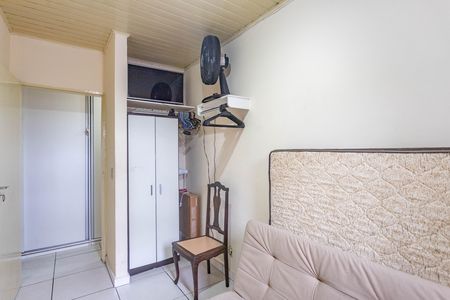 Casa à venda com 262m², 3 quartos e 5 vagas Casa à venda com 262m², 3 quartos e 5 vagasQuarto 2