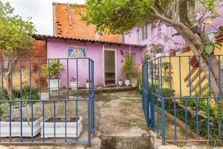 Casa à venda com 262m², 3 quartos e 5 vagas Casa à venda com 262m², 3 quartos e 5 vagasEdicula
