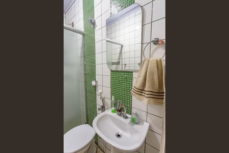 Casa à venda com 262m², 3 quartos e 5 vagas Casa à venda com 262m², 3 quartos e 5 vagasBanheiro