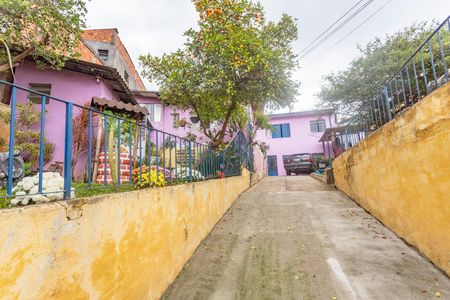 Casa à venda com 262m², 3 quartos e 5 vagas Casa à venda com 262m², 3 quartos e 5 vagasEntrada