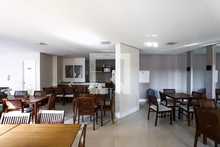 Apartamento para alugar com 52m², 2 quartos e 1 vaga Apartamento para alugar com 52m², 2 quartos e 1 vagaÁrea comum - Salão de festas