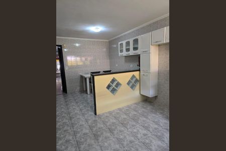Casa para alugar com 90m², 2 quartos e 2 vagas Casa para alugar com 90m², 2 quartos e 2 vagasCozinha