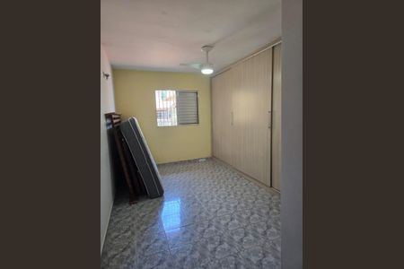 Quarto 2 de casa para alugar com 2 quartos, 90m² em Vila Paulistana, São Paulo