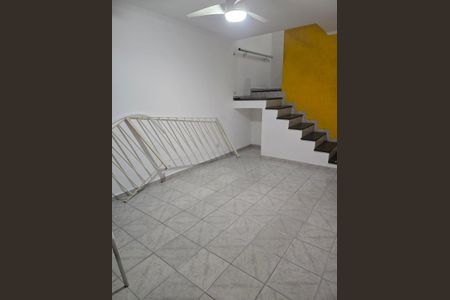 Sala de casa para alugar com 2 quartos, 90m² em Vila Paulistana, São Paulo