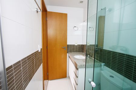 Apartamento para alugar com 64m², 3 quartos e 2 vagasBanheiro da Suíte