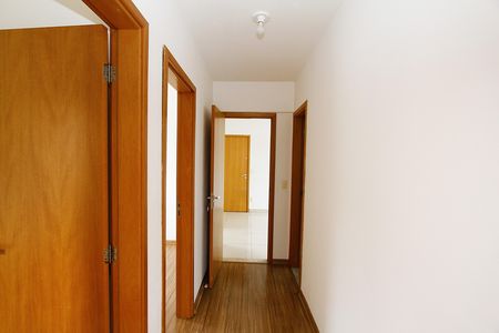 Apartamento para alugar com 64m², 3 quartos e 2 vagasCorredor