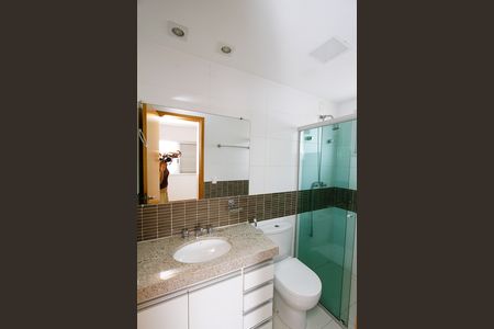 Apartamento para alugar com 64m², 3 quartos e 2 vagasBanheiro da Suíte