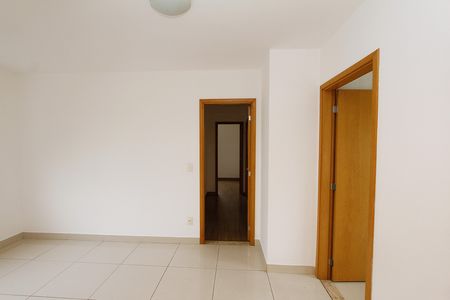 Apartamento para alugar com 64m², 3 quartos e 2 vagasSala