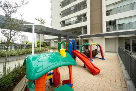 Apartamento à venda com 74m², 2 quartos e 1 vaga Apartamento à venda com 74m², 2 quartos e 1 vagaPlayground