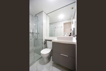 Apartamento à venda com 74m², 2 quartos e 1 vaga Apartamento à venda com 74m², 2 quartos e 1 vagaBanhero social