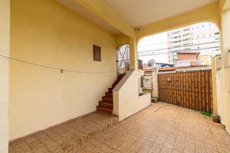 Garagem de casa à venda com 2 quartos, 120m² em Vila Prudente, São Paulo