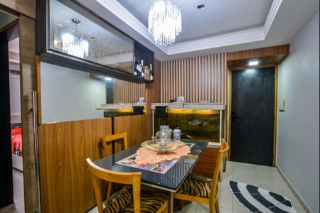 Apartamento à venda com 64m², 2 quartos e 1 vaga Apartamento à venda com 64m², 2 quartos e 1 vagaSala