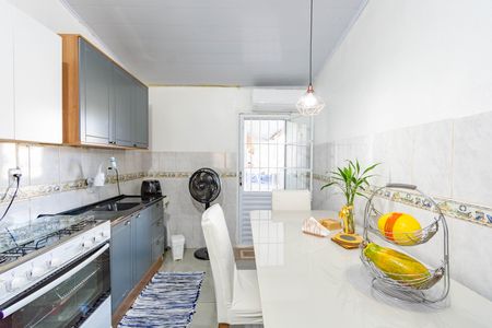 Casa à venda com 130m², 3 quartos e sem vaga