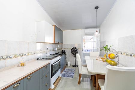 Casa à venda com 130m², 3 quartos e sem vaga