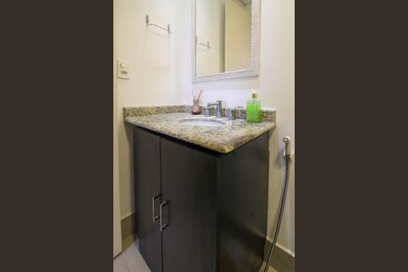 Apartamento para alugar com 109m², 2 quartos e 2 vagas Apartamento para alugar com 109m², 2 quartos e 2 vagasBanheiro Suíte
