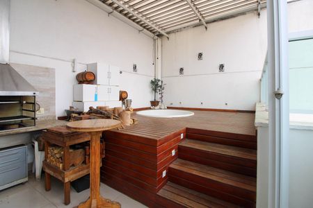 Apartamento para alugar com 109m², 2 quartos e 2 vagas Apartamento para alugar com 109m², 2 quartos e 2 vagasCobertura