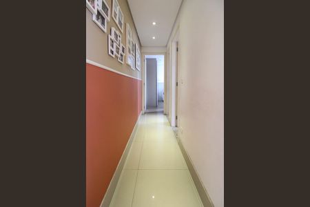 Corredor  de apartamento para alugar com 2 quartos, 109m² em Vila Andrade, São Paulo