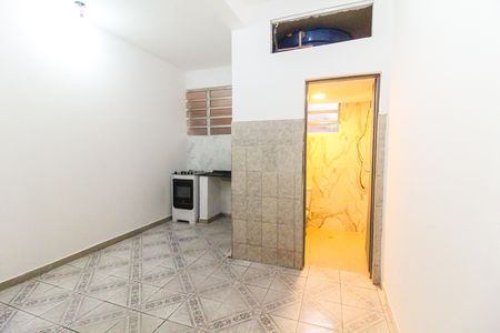 Cozinha de casa para alugar com 1 quarto, 35m² em Jardim Camargo Novo, São Paulo