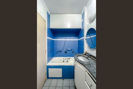 Apartamento à venda com 75m², 3 quartos e 1 vaga Apartamento à venda com 75m², 3 quartos e 1 vagaBanheiro