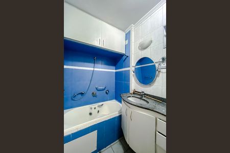 Apartamento à venda com 75m², 3 quartos e 1 vaga Apartamento à venda com 75m², 3 quartos e 1 vagaBanheiro