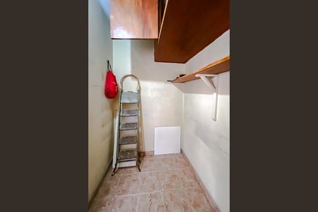 Apartamento à venda com 75m², 3 quartos e 1 vaga Apartamento à venda com 75m², 3 quartos e 1 vagaQuarto de Serviço