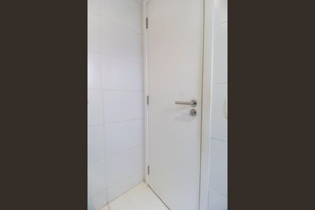 Apartamento à venda com 51m², 2 quartos e 1 vaga Apartamento à venda com 51m², 2 quartos e 1 vagaBanheiro