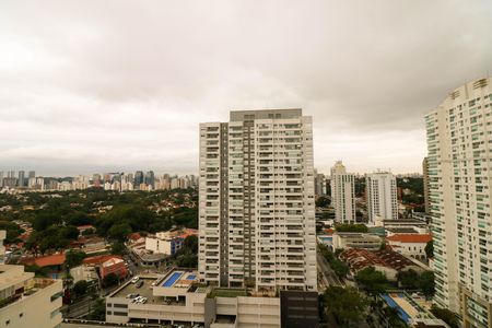 Varanda de kitnet/studio para alugar com 1 quarto, 24m² em Santo Amaro, São Paulo