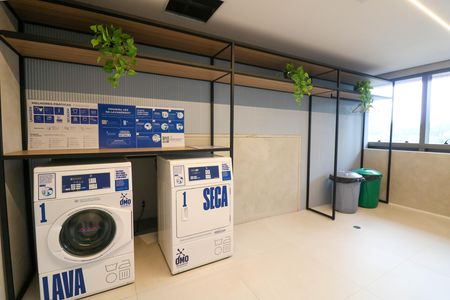 Studio para alugar com 24m², 1 quarto e sem vaga Studio para alugar com 24m², 1 quarto e sem vagaÁrea comum - Lavanderia